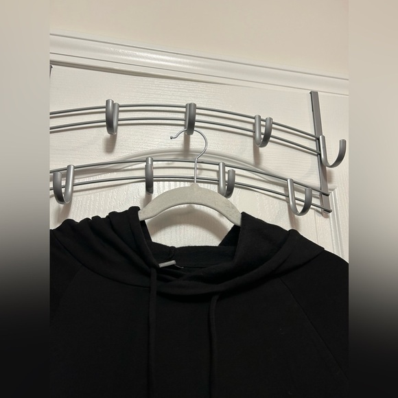 Eddie Bauer Women’s Black Hoodie with Drawstring
Soft Fabric Relaxed Fit medium - Picture 8 of 13